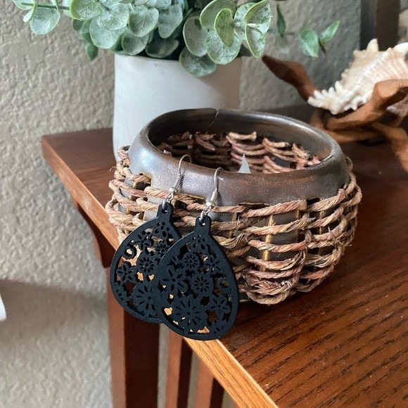 Boho Black wooden laser cut teardrop earrings NEW Jewelry choose 3 for $12 - Picture 5 of 6